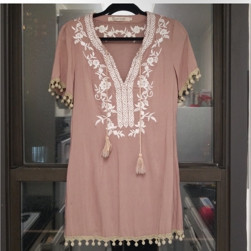 Embroidered Tunic - Picture 3 of 5